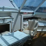 Su Merdum İstanbul